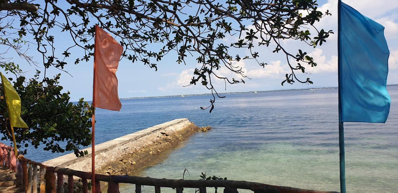Mactan Newtown Condo With Garden And Ocean View 8Newtown Blvd 막탄 외부 사진